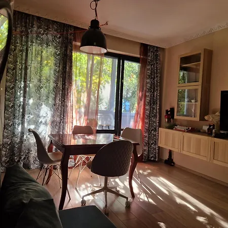 Homey Art Apartment Next To Drujba Lake Metro Stations And Bul.Tsarigradsko Shose Sofia Exterior photo